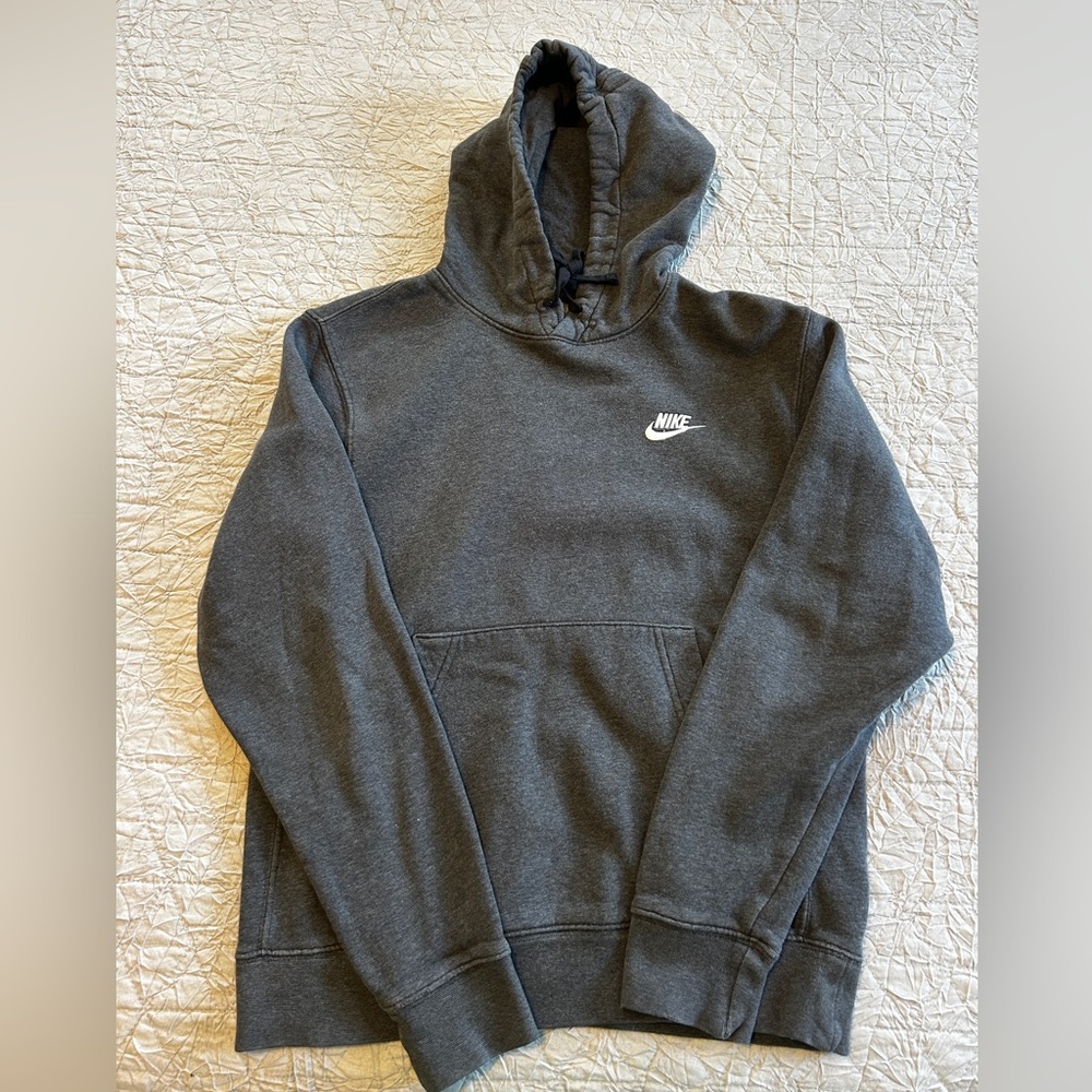 Men’s Nike hoodie
